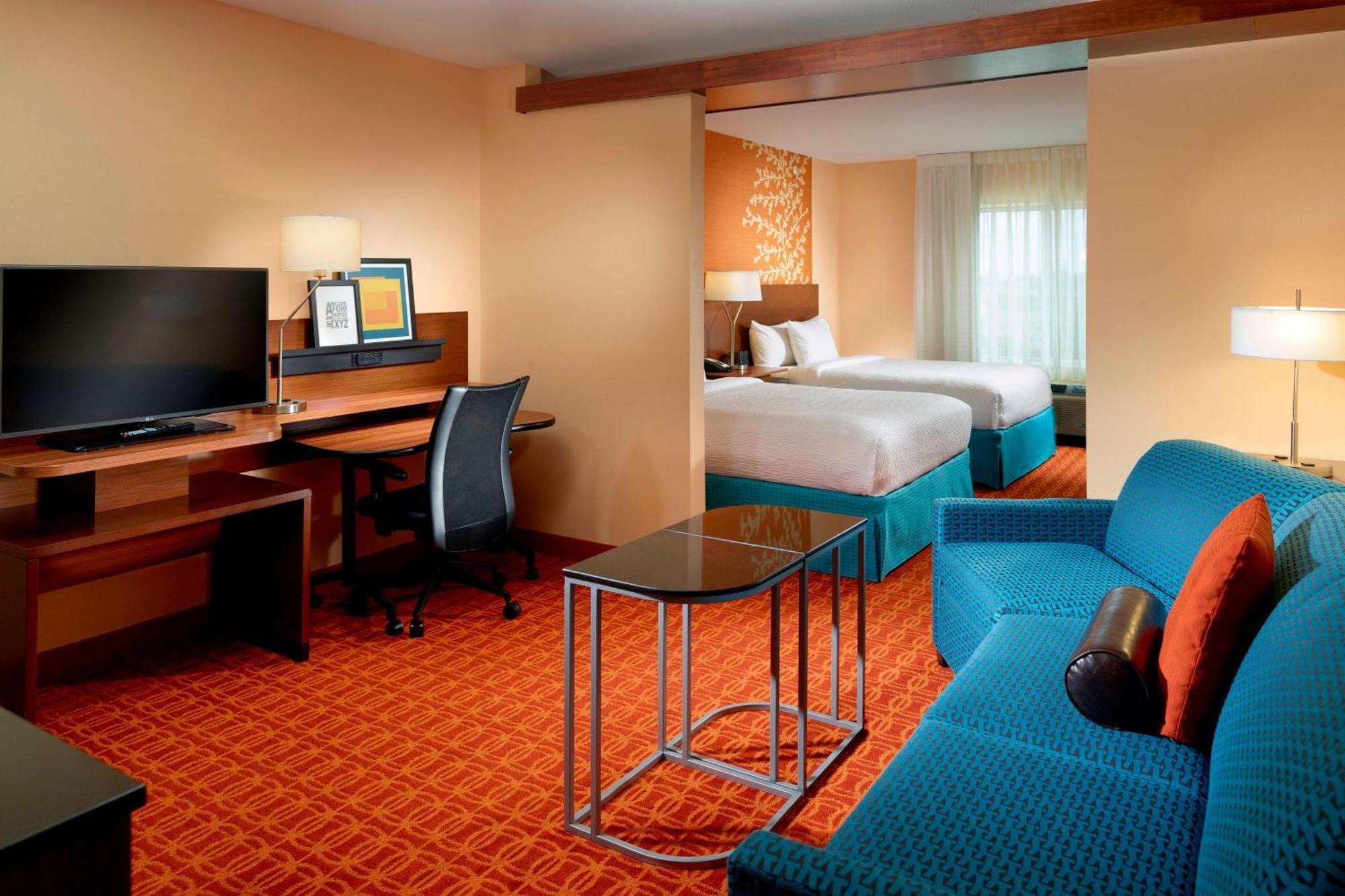 Fairfield Inn & Suites By Marriott Fayetteville North מראה חיצוני תמונה
