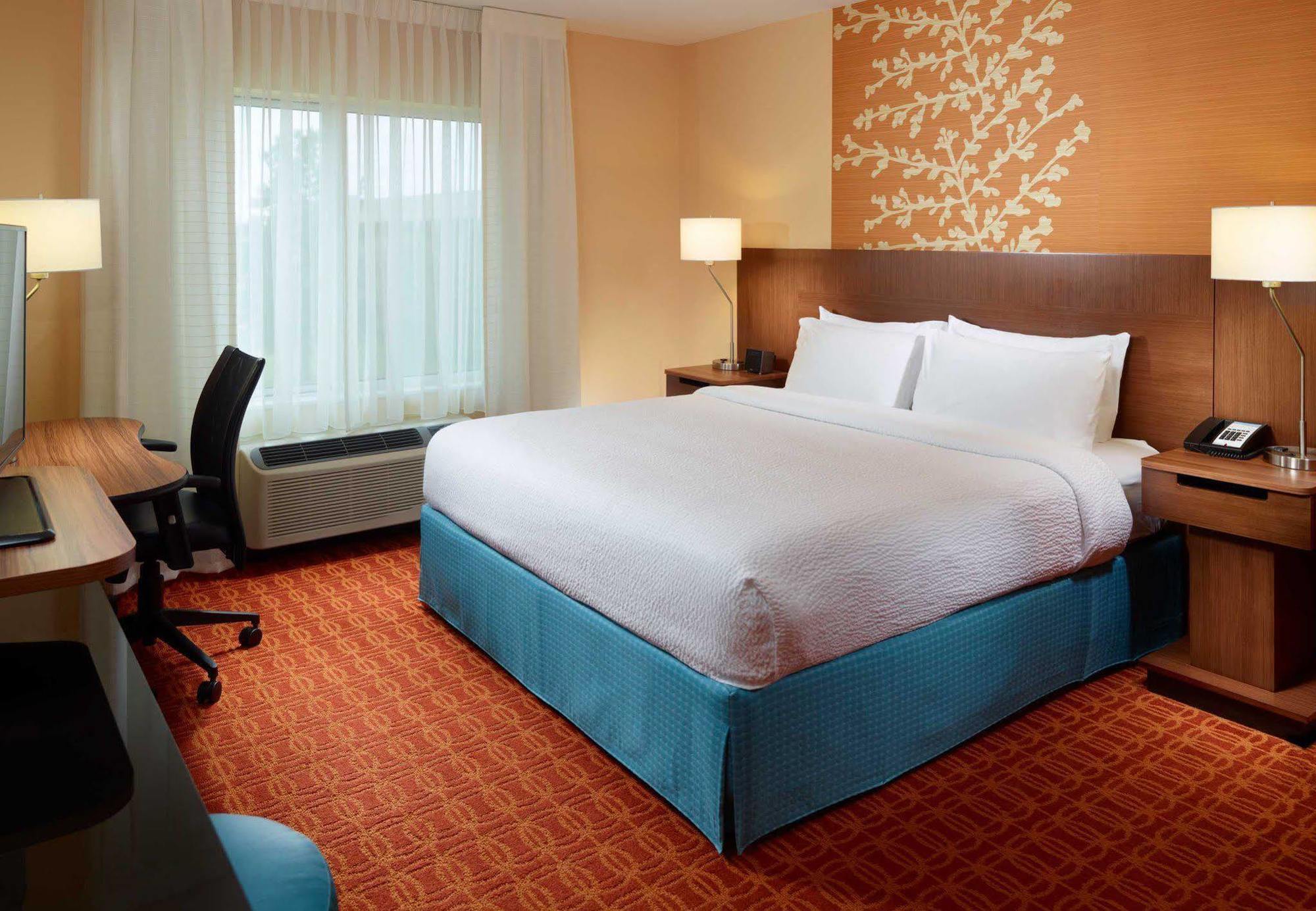 Fairfield Inn & Suites By Marriott Fayetteville North מראה חיצוני תמונה
